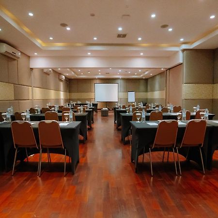 Praja Hotel Denpasar  Ngoại thất bức ảnh