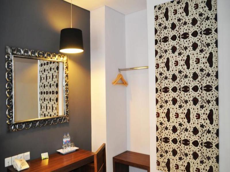 Praja Hotel Denpasar  Ngoại thất bức ảnh