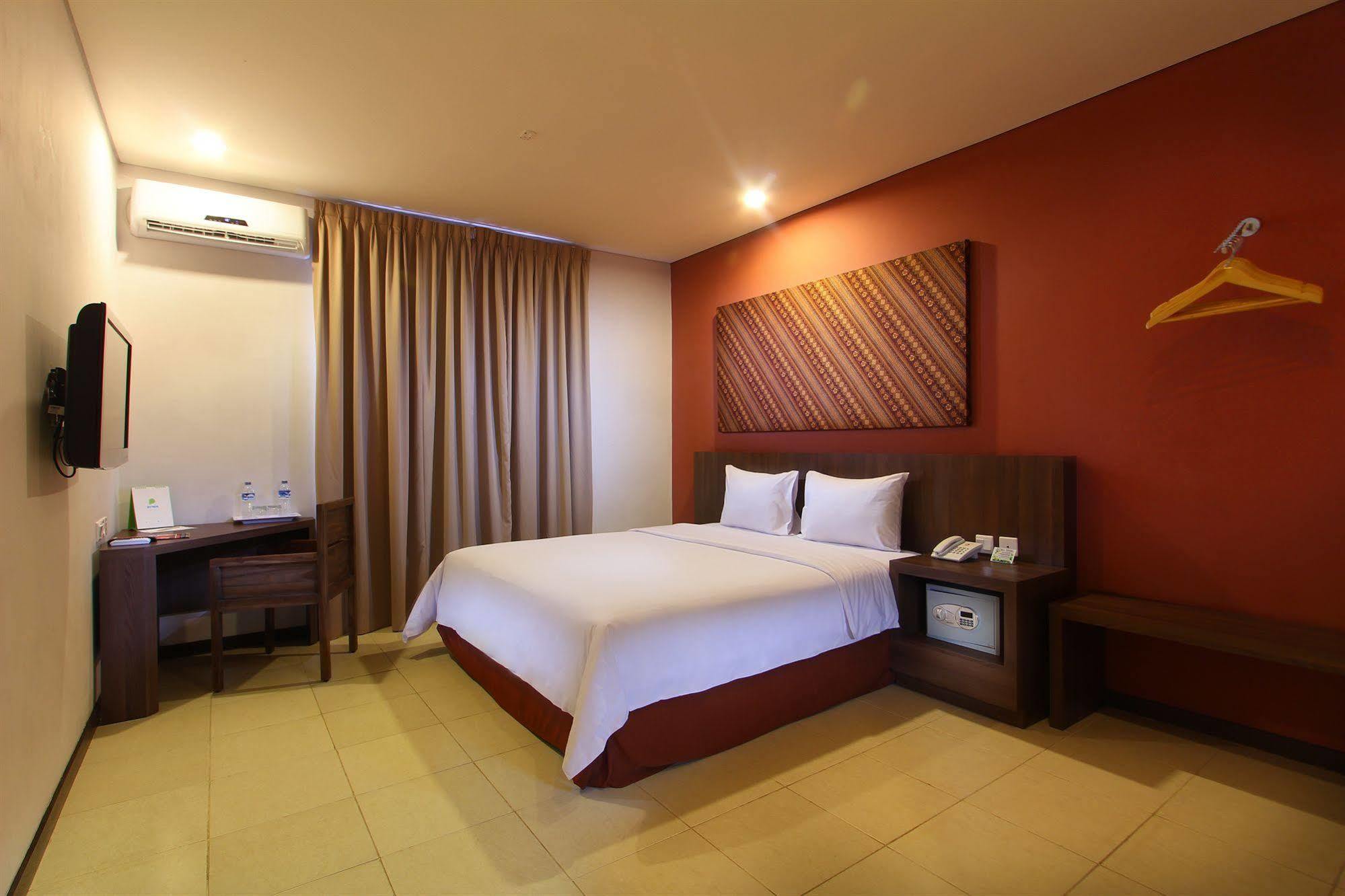 Praja Hotel Denpasar  Ngoại thất bức ảnh