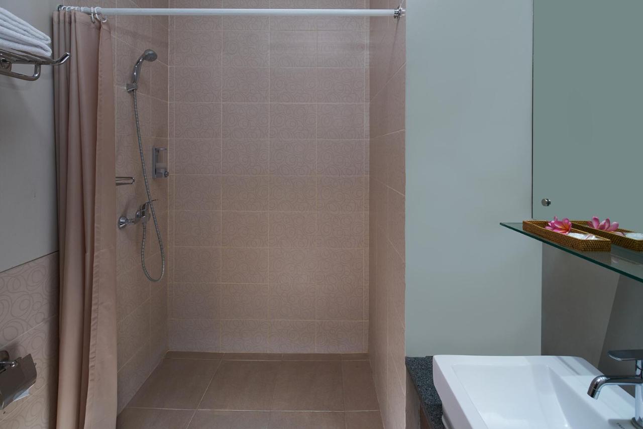 Praja Hotel Denpasar  Ngoại thất bức ảnh